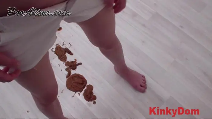 Pooalina (Alina Pooping In White Shorts And Smeared Shit Ass - HD 720p) [mp4 / 711 MB] - Scat Download