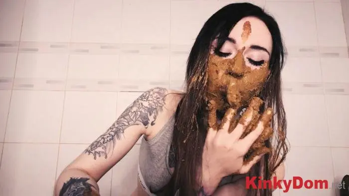 Sweet Betty Parlour (Diving Into My Beautiful Pile of Shit - FullHD 1080p) [mp4 / 583 MB] - Scat Download