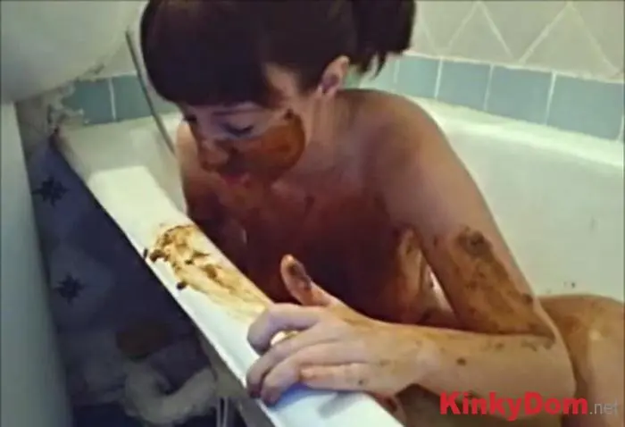 Santara (Me in bathtube full of poo and pee.. - SD) [avi / 162 MB] - Scat Download