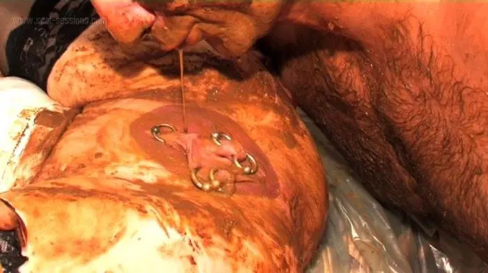 Veronika Moser (Rain Shit - SD) [mp4 / 29.8 MB] - Scat Download