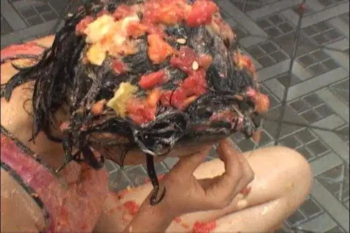 Diana Sky (Vomit Solution 2 - SD) [mp4 / 196 MB] - Scat Download