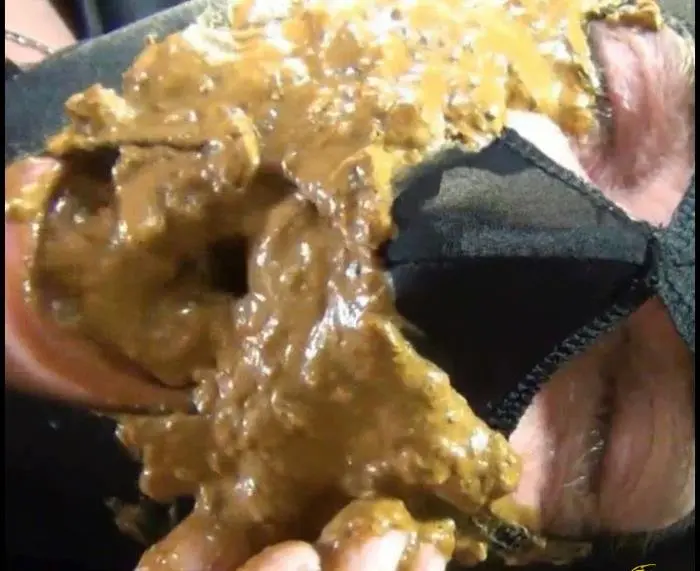CruelLolaMelo (Mega Diarrhea-Funk for the Slaves Mouth! Part 2 - FullHD 1080p) [mp4 / 397 MB] - Scat Download