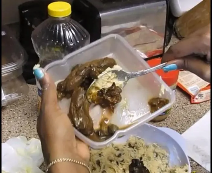 HotDirtyIvone (Baking Poo Nut Cookies - FullHD 1080p) [mp4 / 804 MB] - Scat Download