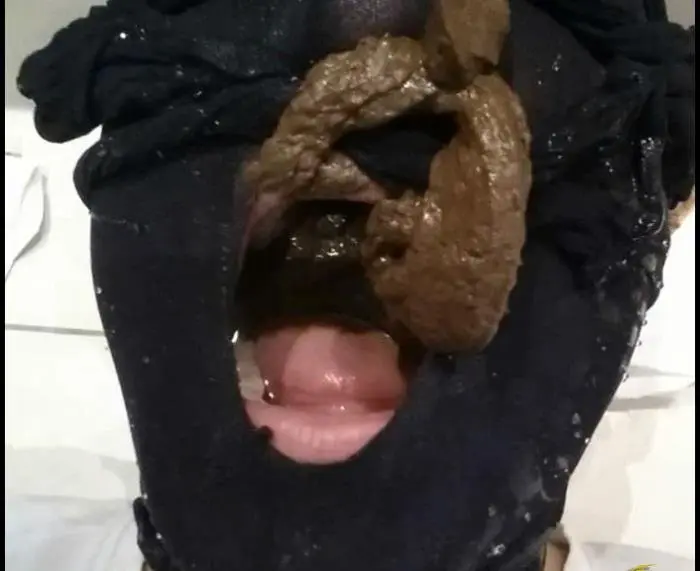 ScatGiorgia (I Shit Puke And Piss Into The Slaves Mouth - FullHD 1080p) [mp4 / 1.07 GiB] - Scat Download