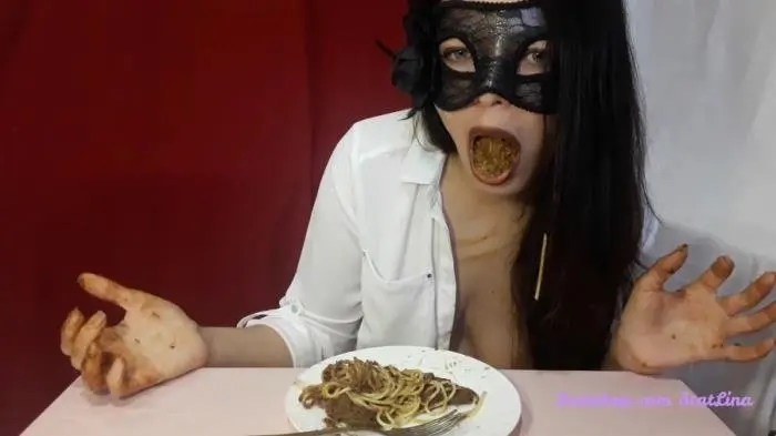 ScatLina (Dirty lunch - FullHD 1080p) [mp4 / 673 MB] - Scat Download