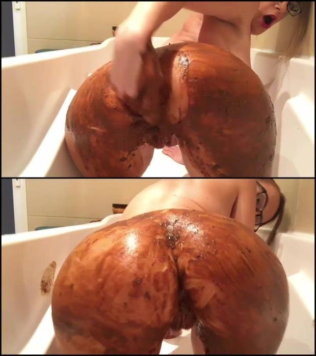 Masturbated dirty ass (Girl covered feces in bath masturbates dirty anal hole and pussy. - FullHD 1080p) [Defecation in bath / 1.57 GB]