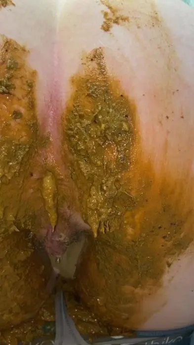 Sexandcandy18 (Extreme jean accident - UltraHD 2K) [mp4 / 401 MB] - Scat Download
