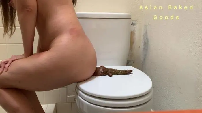 Marinayam19 (Shit side ways on the toilet seat - FullHD 1080p) [mp4 / 422 MB] - Scat Download