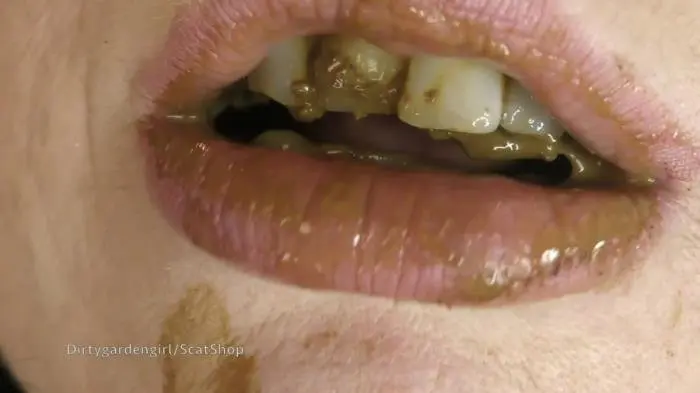 Dirtygardengirl (Shit mistress - Upclose & Personal 1 - FullHD 1080p) [mp4 / 2.46 GB]
