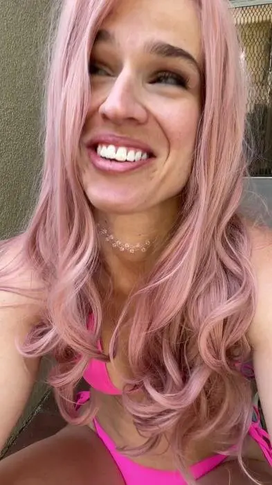 VibeWithMolly (The famous shitting stripper - UltraHD 2K) [mp4 / 755 MB] - Scat Download