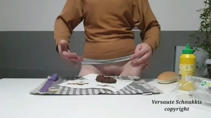 Versauteschnukkis (Scat house kitchen 1 (hot dog) - FullHD 1080p) [mp4 / 400 MB] - Scat Download