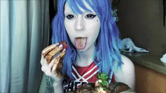 SweetBettyParlour (Unnerving stinky strawberry - FullHD 1080p) [mp4 / 450 MB] - Scat Download