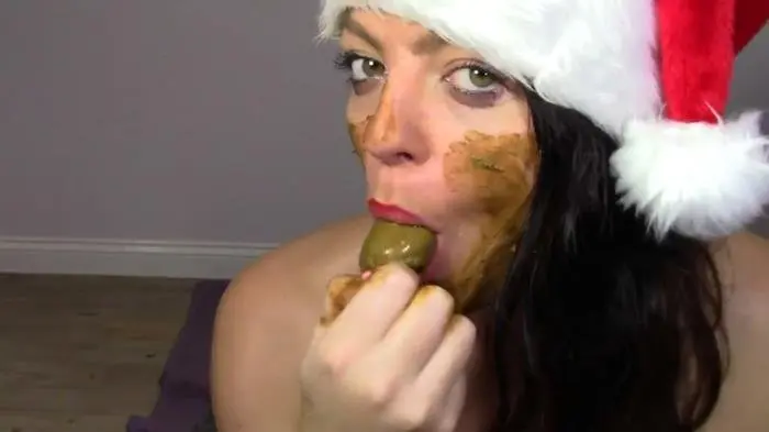 evamarie88 (Bad girl for santa unseeen - FullHD 1080p) [mp4 / 1.98 GB] - Scat Download