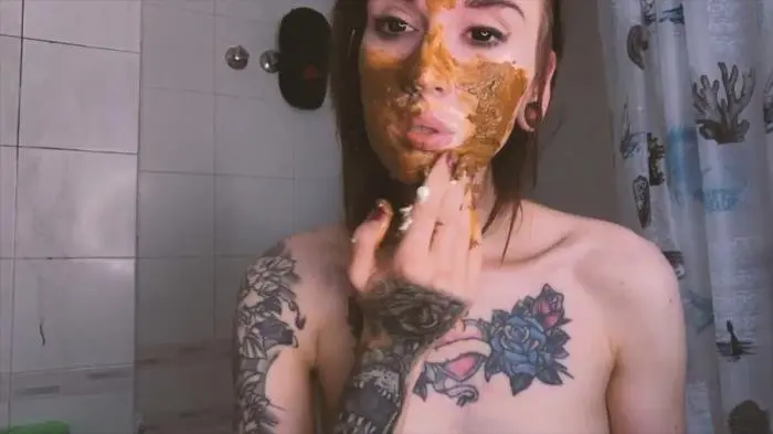 Young (Eat me, little bitch! Im your sweety! - FullHD 1080p) [mp4 / 773 MB] - Scat Download
