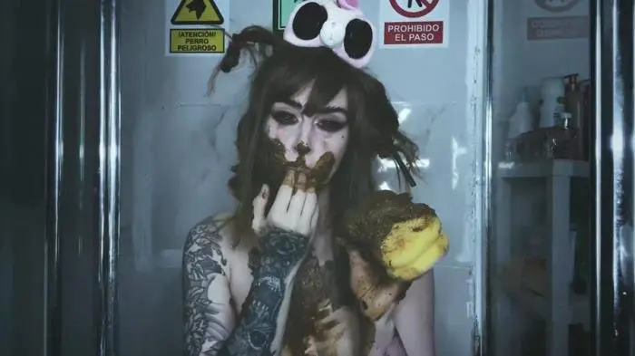DirtyBetty (Do you poop in the shower - FullHD 1080p) [mp4 / 659 MB] - Scat Download