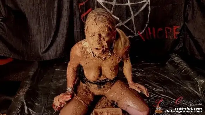 SlutOrgasma (Extreme play in a lot of saved shit - FullHD 1080p) [mp4 / 2.15 GB] - Scat Download