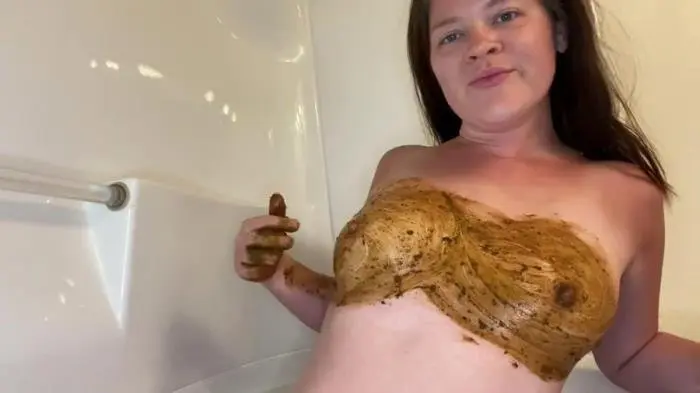 Foxness (Panty pooping video with smearing and peeing - FullHD 1080p) [mp4 / 330 MB]