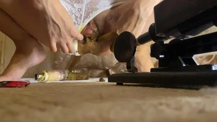P00girl (Anal with a fucking machine, shit in the pussy - FullHD 1080p) [mp4 / 1.07 GB]