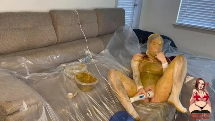 GingerCris (Bodysuit Blast - FullHD 1080p) [mp4 / 4.93 GB]