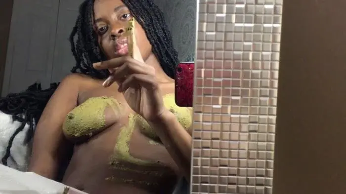 CutieSyren (Face Smearing & Shit Licking - FullHD 1080p) [mp4 / 1.63 GB]