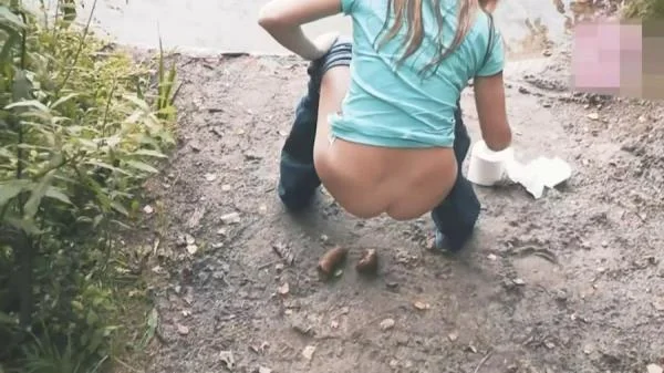 Mia Skye aka MiaRoxxx (The Pond - HD 720p) [mp4 / 21.0 MB] - Scat Download