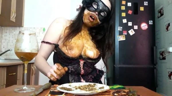 Top Babe Lina (Shit And Pee Swallow XXL - The Scat Dinner - FullHD 1080p) [mp4 / 1.32 GB] - Scat Download
