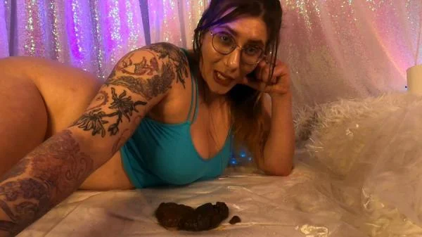 Lady Tsunam (Scat Stank - FullHD 1080p) [mp4 / 1.27 GB] - Scat Download