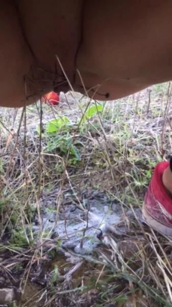 Linda aka VeganLinda (Roadtrip Spain And France 7 Days Pee And Shit Part 1 - SD) [mp4 / 1.96 GB] - Scat Download