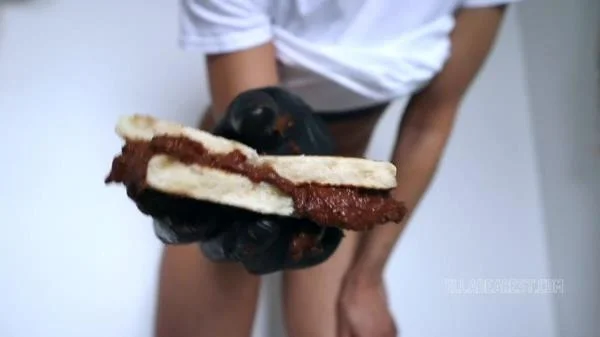 Ella Dearest aka Efro Ella (Hot Filled Potato Cake - HD 720p) [mp4 / 24.7 MB] - Scat Download