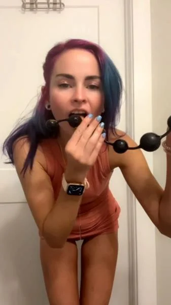 Lil Butt Lex (Licking My Anal Beads Clean - UltraHD 2K) [mp4 / 317 MB] - Scat Download