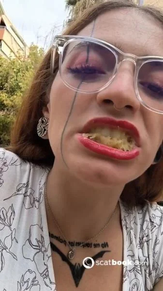 Baklavas - SD [mp4 / 91.1 MB] - Scat Download