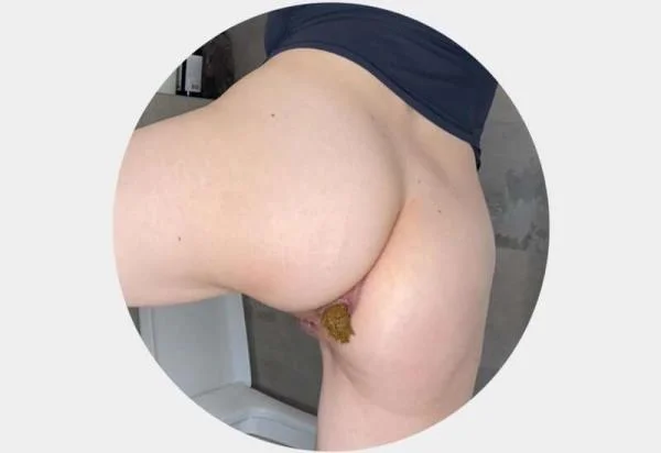 A Different Poop Smell - 4K UltraHD [mp4 / 1.31 GB] - Scat Download