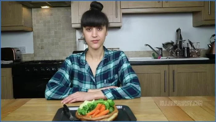 Ella Dearest (Sunday Dinner - HD 720p) [mp4 / 59.62 MB]