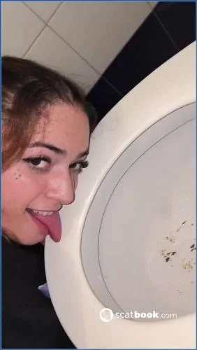 Malafalda (Toilet-darkfans - HD 720p) [mp4 / 19.48 MB] - Scat Download