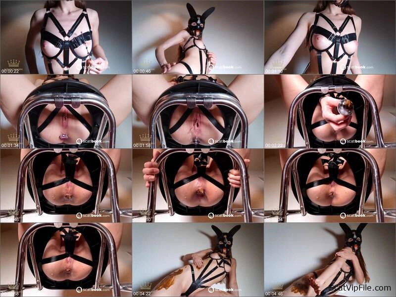 Godess Kink aka TeenScatGodess (Your view from below - FullHD 1080p) [mp4 / 157.25 MB] screenshot