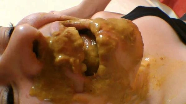 Diarrhea Swallow Domination - Top Girl Caroline Zimerman - FullHD 1080p [mp4 / 2.58 GB] - Scat Download