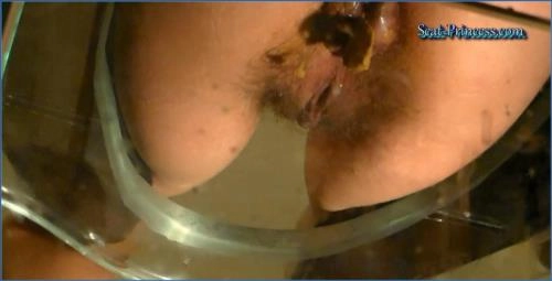 Denise in Scat-Princess Shit and Peeing Action 💩 - Scat Download