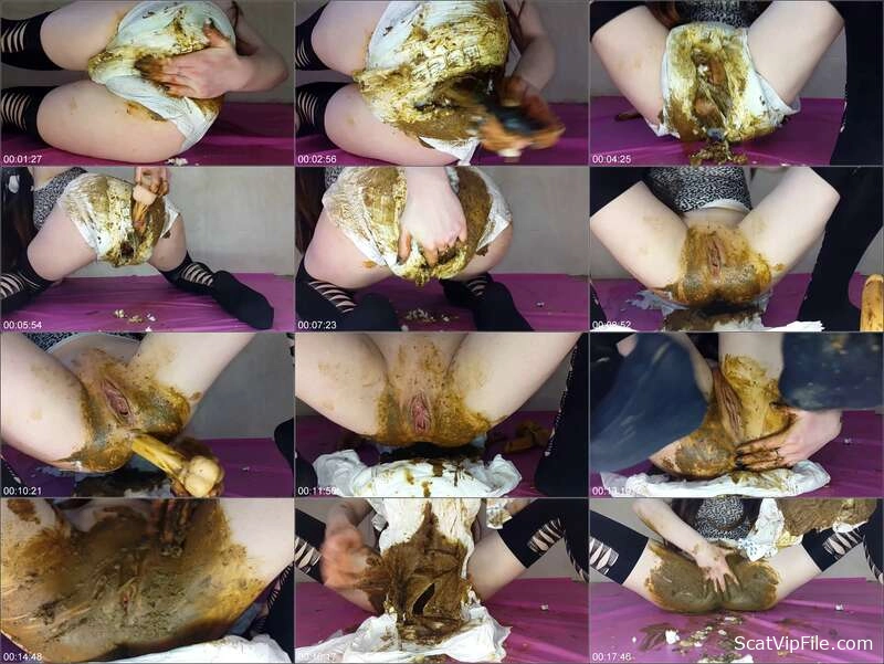 Anna Coprofield Ruins Her Diaper with Hardcore Shitting in POV clip screenshot