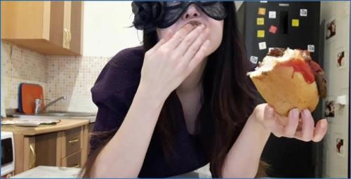Scatlina Drops dirty Solo Scat Clip Eating Hot Dog with Shit - Scat Download