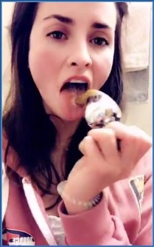 LilbuttLex Licking My Butt Plug Clean in Scat Porn 💩 ScatVipfile
