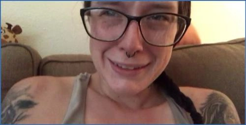Missellie Drops Heavy Farting and Poo Clip in Real-Farts-in-Panties Scat Video - Scat Download