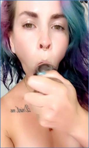 LilbuttLex Explores Kaviar and Glass Plug ATM with hardcore Fisting Action - Scat Download