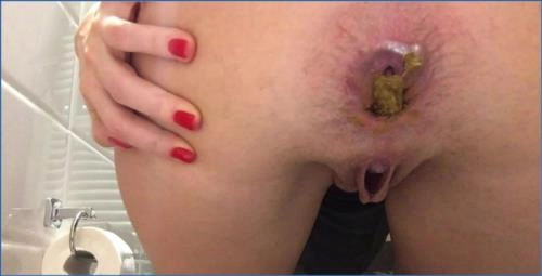 Diana Spark's Hardcore Farting in Thick Log Solo - Scat Download