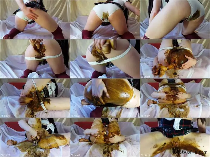 Anna Coprofield's Wild Schoolgirl Clip with Farting and Dirty Panties screenshot