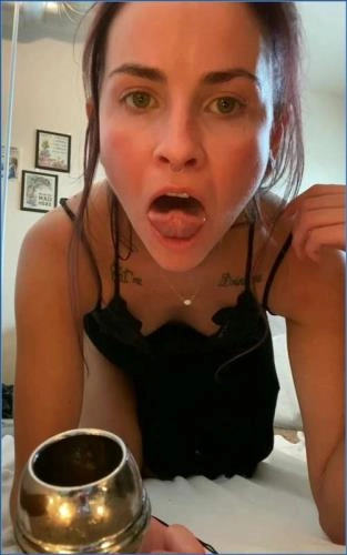 LilbuttLex in Hardcore Poo and Heavy Fisting - Scat Download
