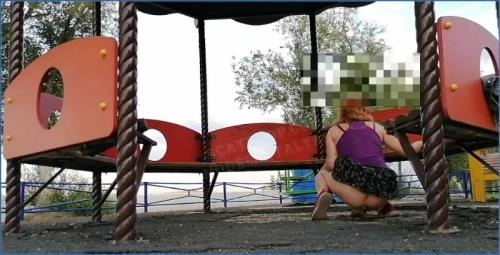 ModelNatalya94’s Wild Shitting Clip in the Playground with Heavy Lesbian Action - Scat Download