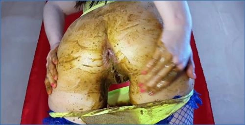 Anna Coprofield Delivers Hardcore Action in Dirty Yellow Panties Clip - Scat Download
