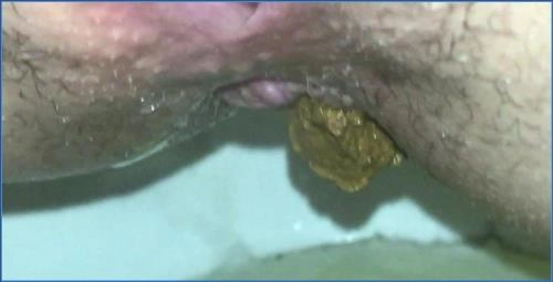 Missellie Drops Wild Pooping Clip with Heavy Scat in Various Positions - Scat Download