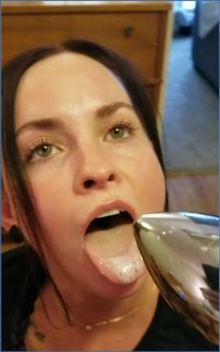 LilbuttLex Endures Dirty Anal with Scat in Anal Piss 3 Times in One Day - Scat Download