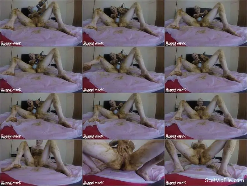 Messy Chick Shits and Masturbates with Her Magic Wand in Wild Piss Set screenshot